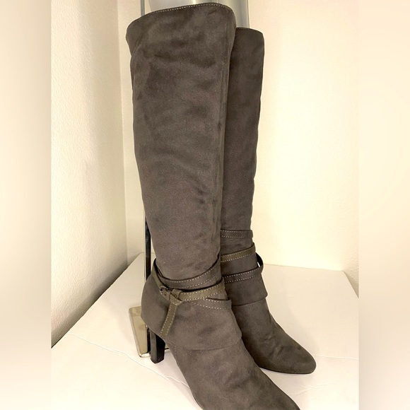 Coach and Four suede boots size 7M - Picture 1 of 13